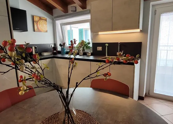 아파트 Dimora Larius *